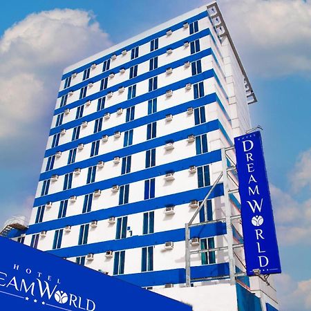 Hotel Dreamworld North Edsa Cidade Quezon Exterior foto